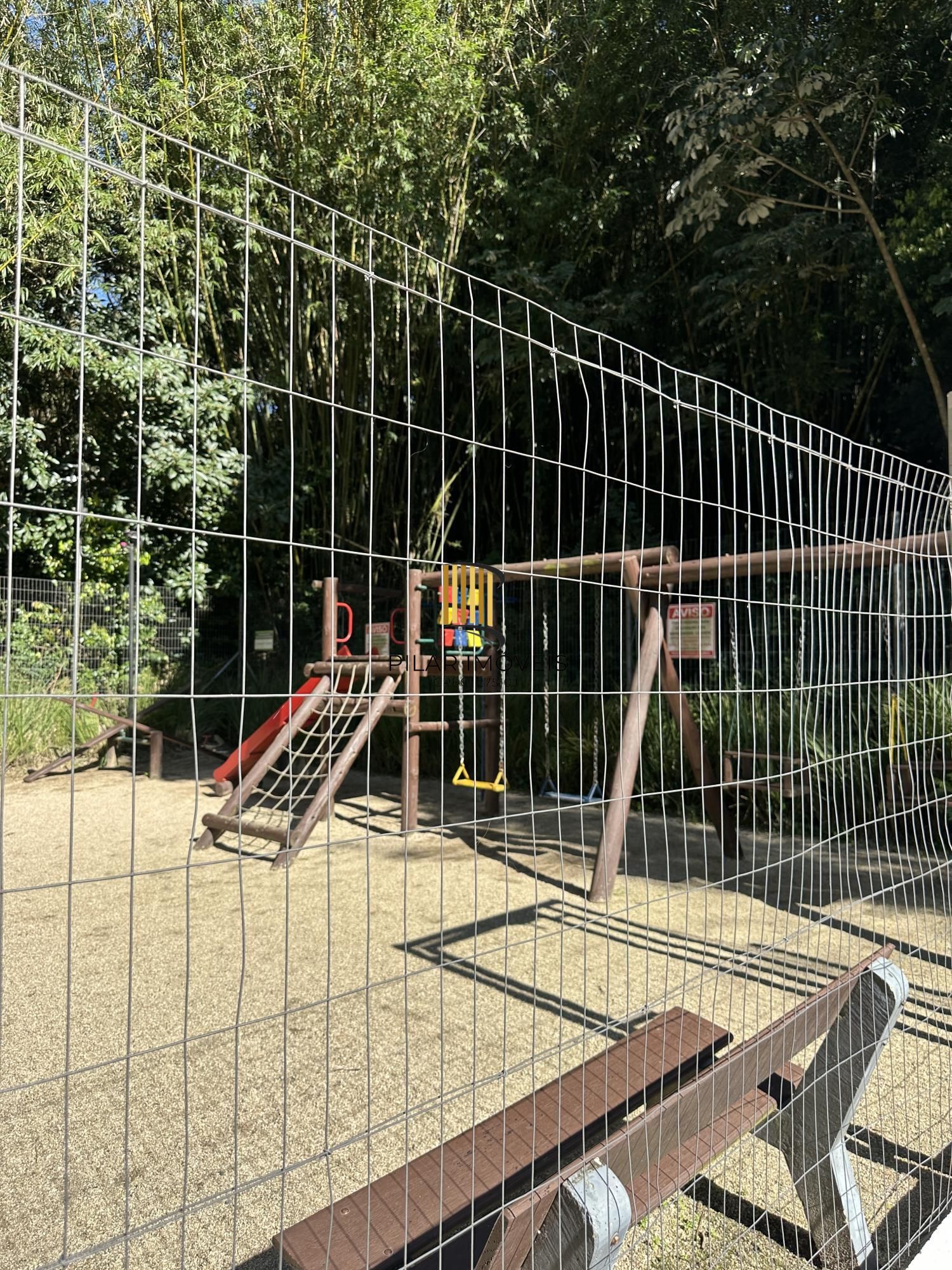 APARTAMENTO COM 2 QUARTOS VAGA ESCRITURADA E ELEVADOR, BAIRRO VILA NOVA, Poa-RS