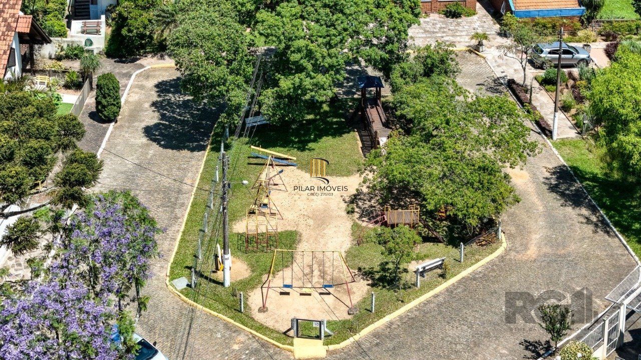 CASA 3 QUARTOS - ESPÍRITO SANTO - PORTO ALEGRE - RS