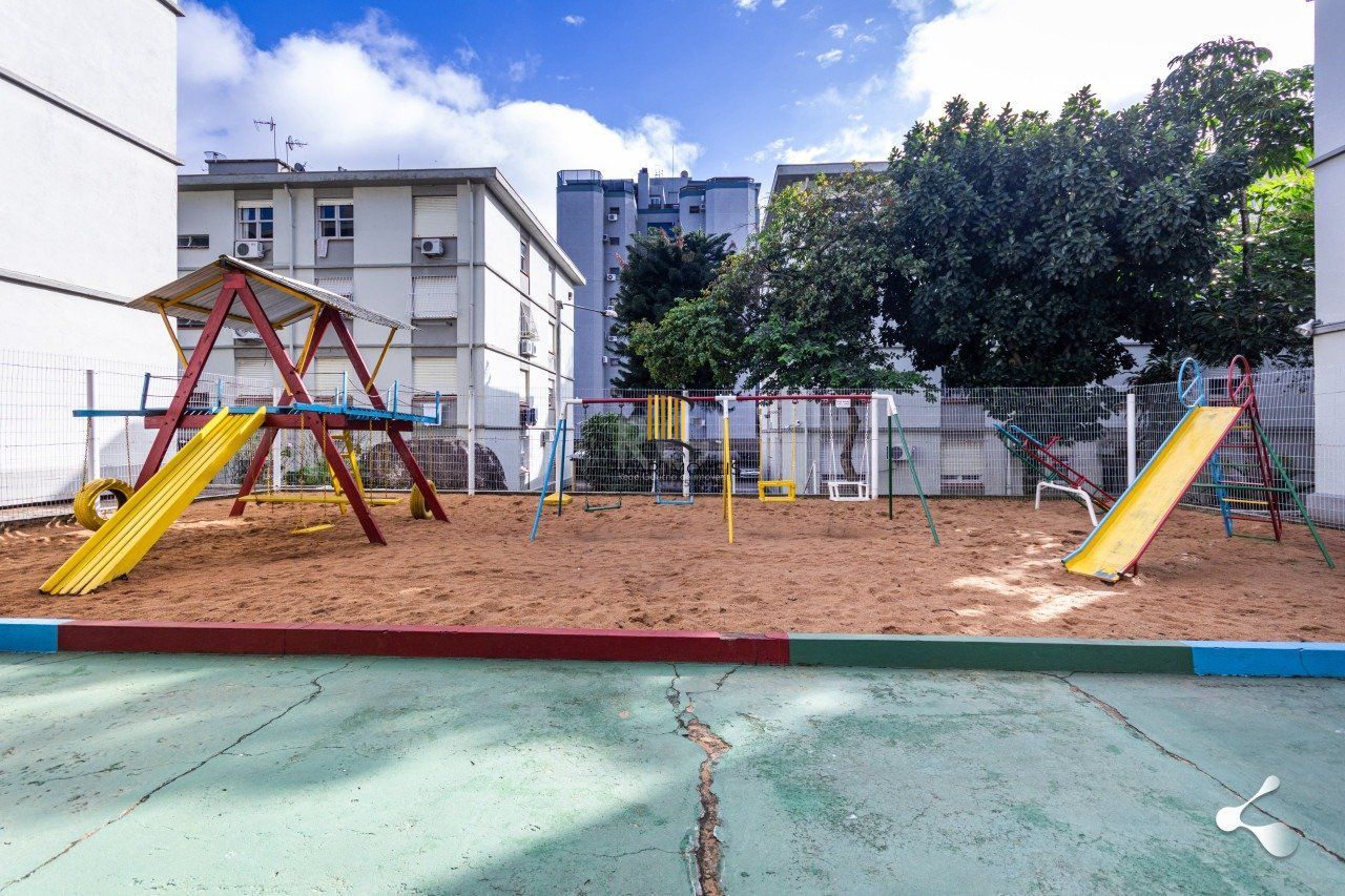 Apartamento para Venda - 63.18m², 3 dormitórios, 1 vaga - Cristo Redentor, Porto Alegre