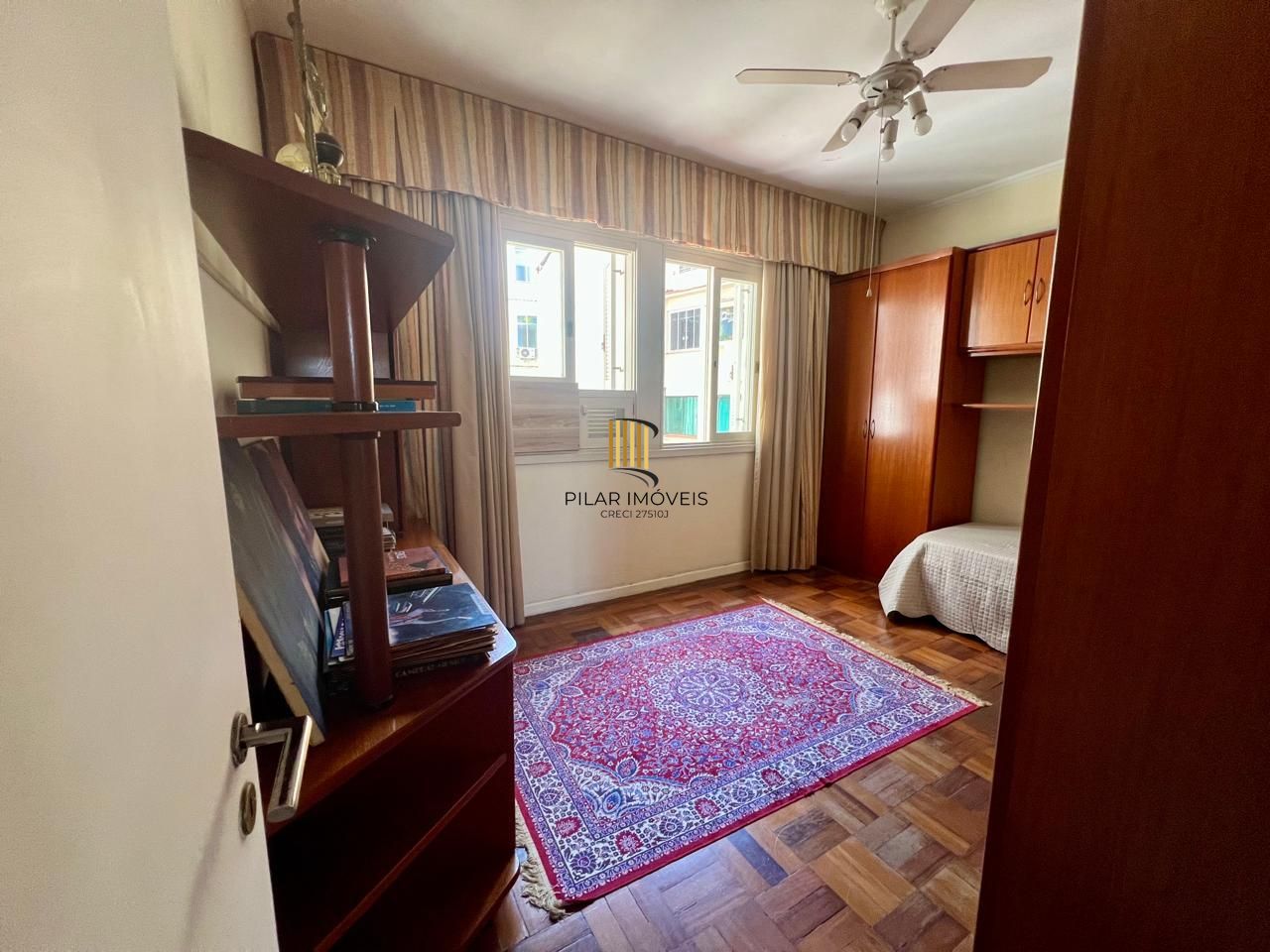 Apartamento 3 dormitórios com 80m2 no bairro Floresta.