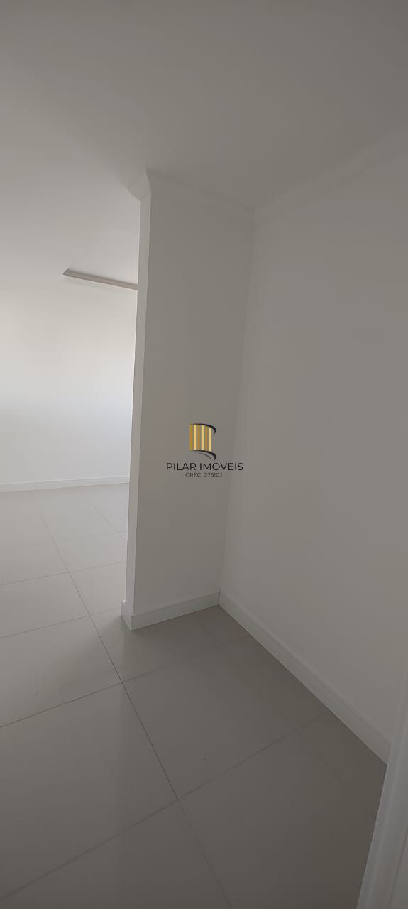 Apartamento com 03 Quartos e 02 vagas em Torres (01 suíte)