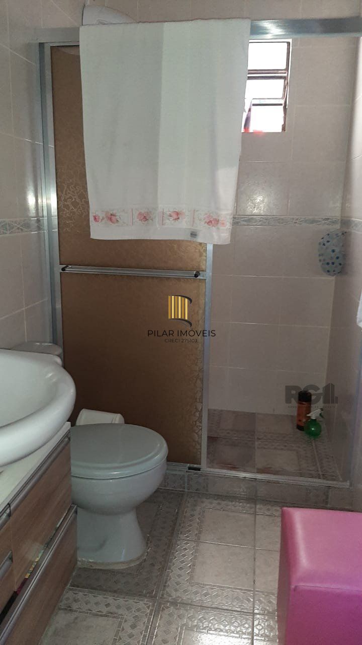 Casa com 2 quartos, 1 vaga de garagem coberta, no bairro Lami, Porto Alegre/RS