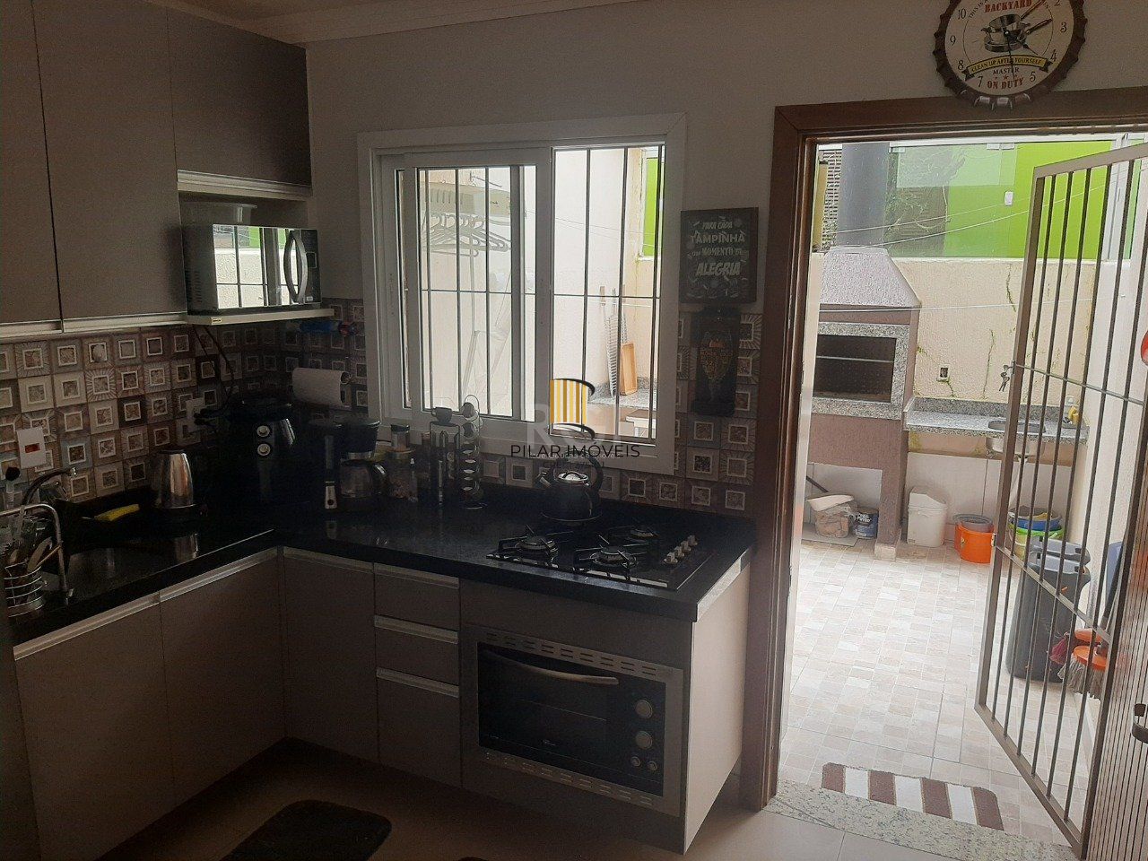 Casa com 2 quartos, 2 suítes, varanda, 1 vaga de garagem, no bairro Aberta dos Morros, Porto Alegre/RS