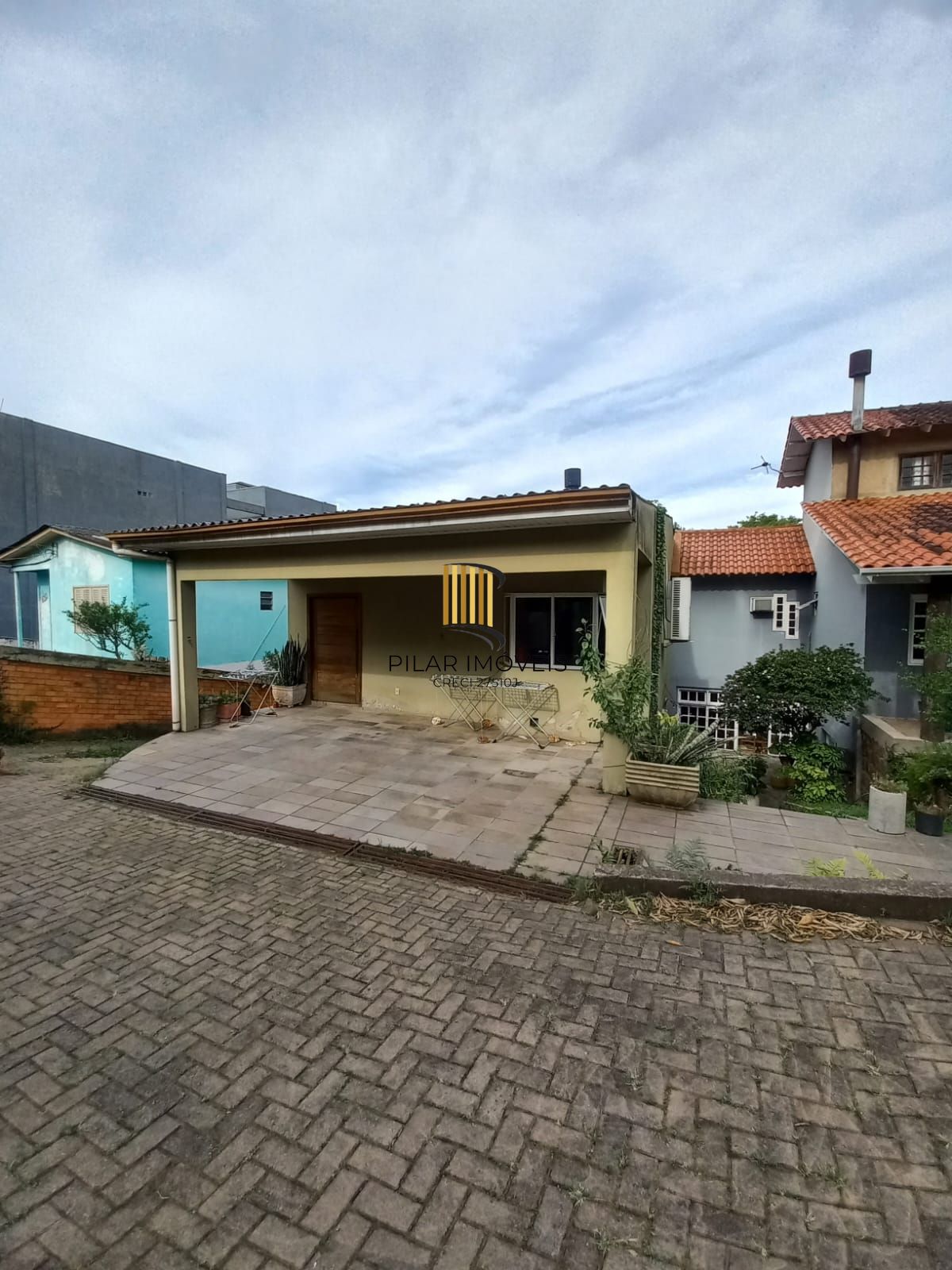 Ampla residência próximo do CEITEC e UFRGS