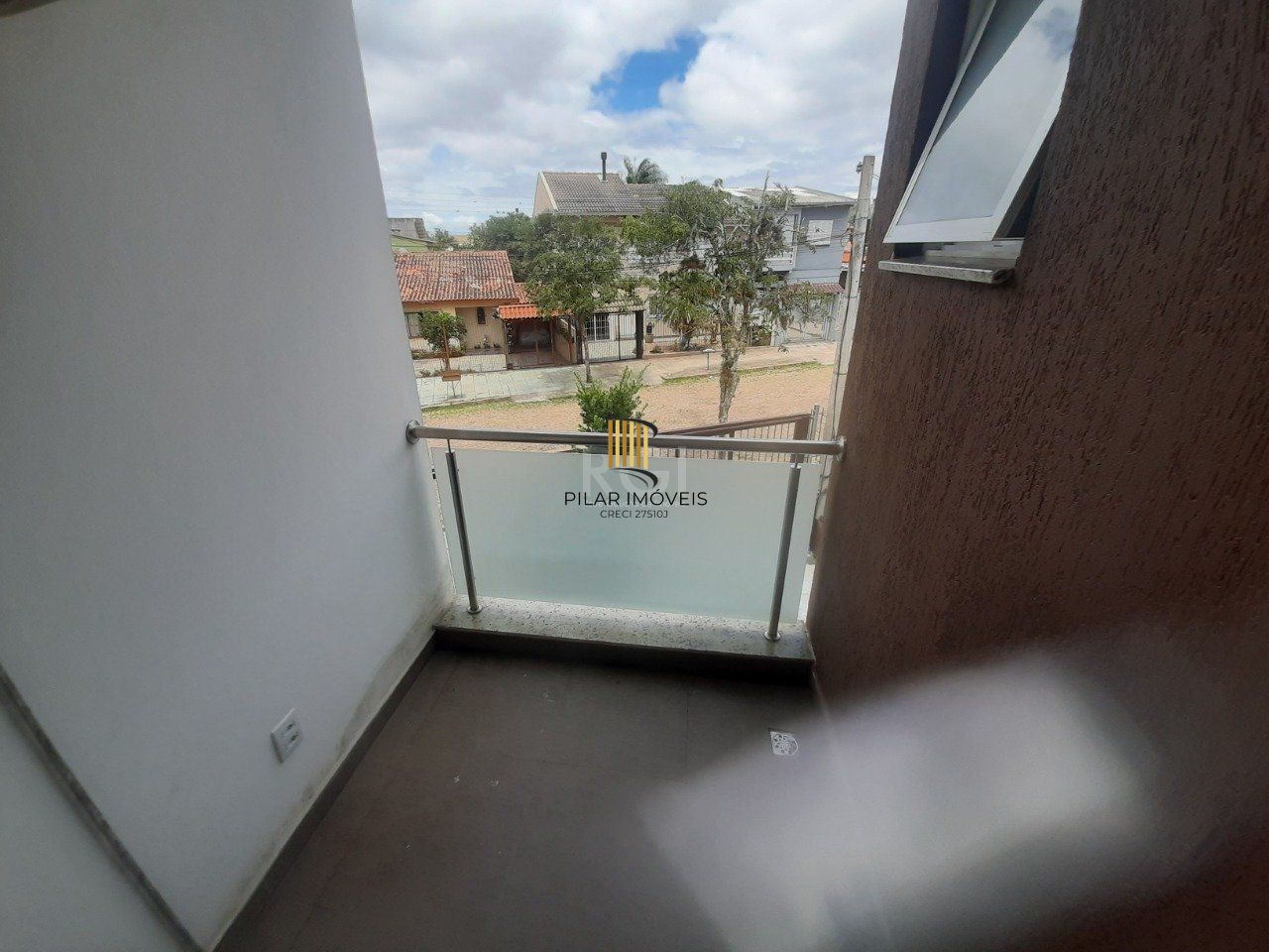 Casa com 2 quartos, 2 suítes, varanda, 1 vaga de garagem, no bairro Aberta dos Morros, Porto Alegre/RS
