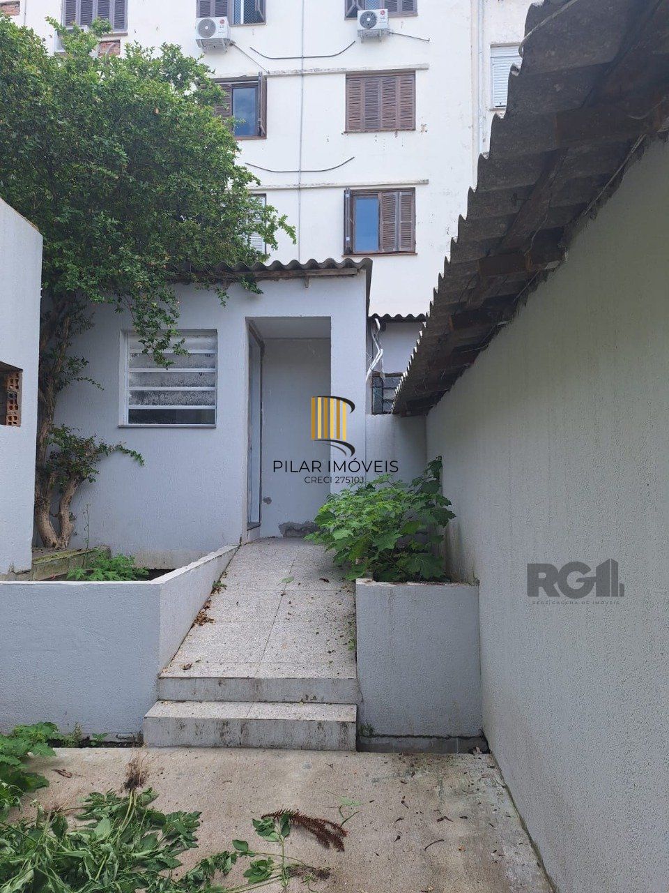Casa 5 dormitórios no bairro Petrópolis