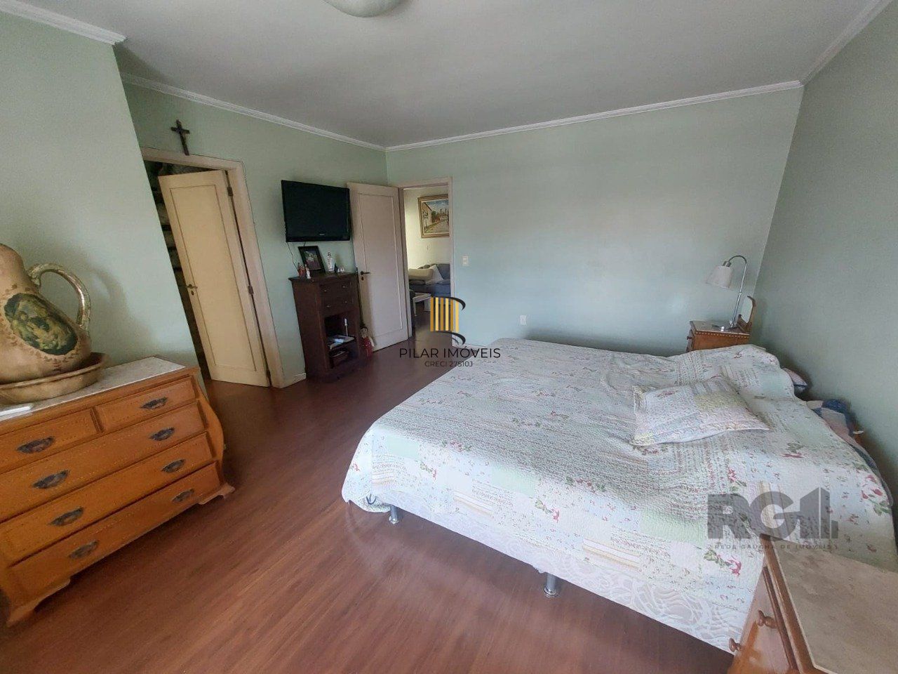CASA 4 QUARTOS - DEPENDÊNCIA - PISICINA - ÁREA GOUMERT - IPANEMA - PORTO ALEGRE - RS