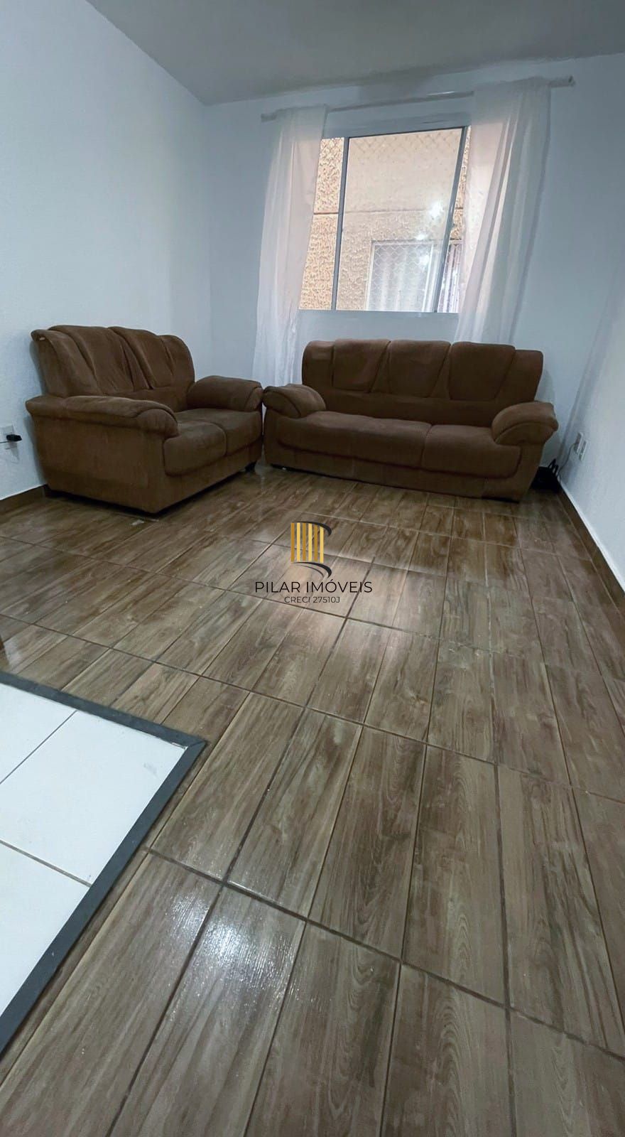 Apartamento com 02 quartos e 01 vaga no Bairro Sarandi