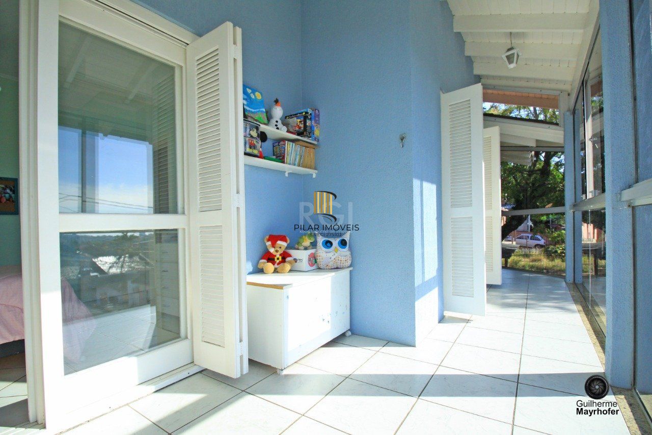 Casa para Venda - 328.5m², 3 dormitórios, sendo 1 suites, 3 vagas - Cavalhada, Porto Alegre