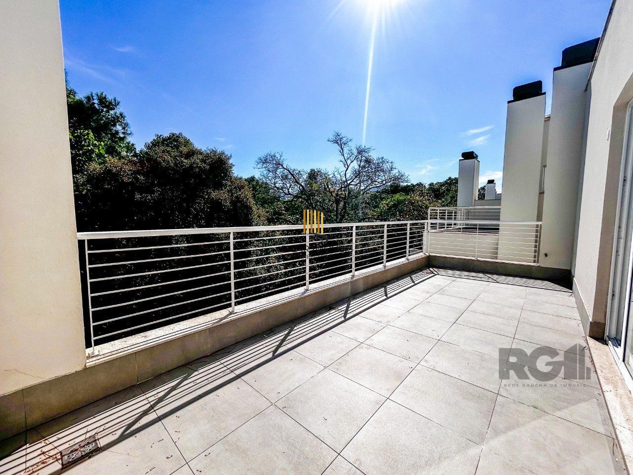 Casa Condominio 3 Dormitório(s) Bairro Pedra Redonda