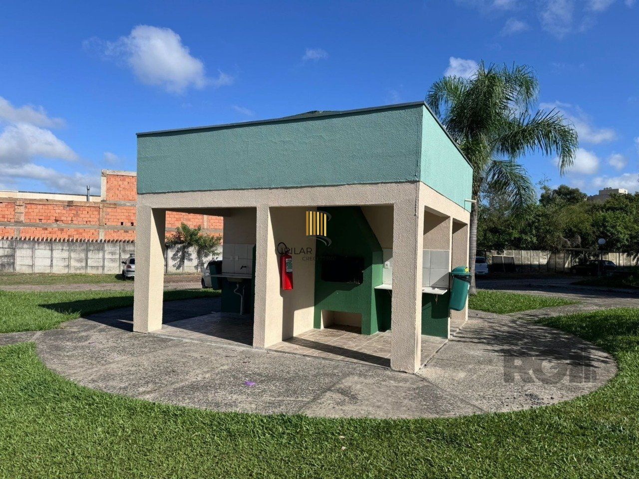 Apartamento para Venda - 43m², 2 dormitórios, 1 vaga - Restinga