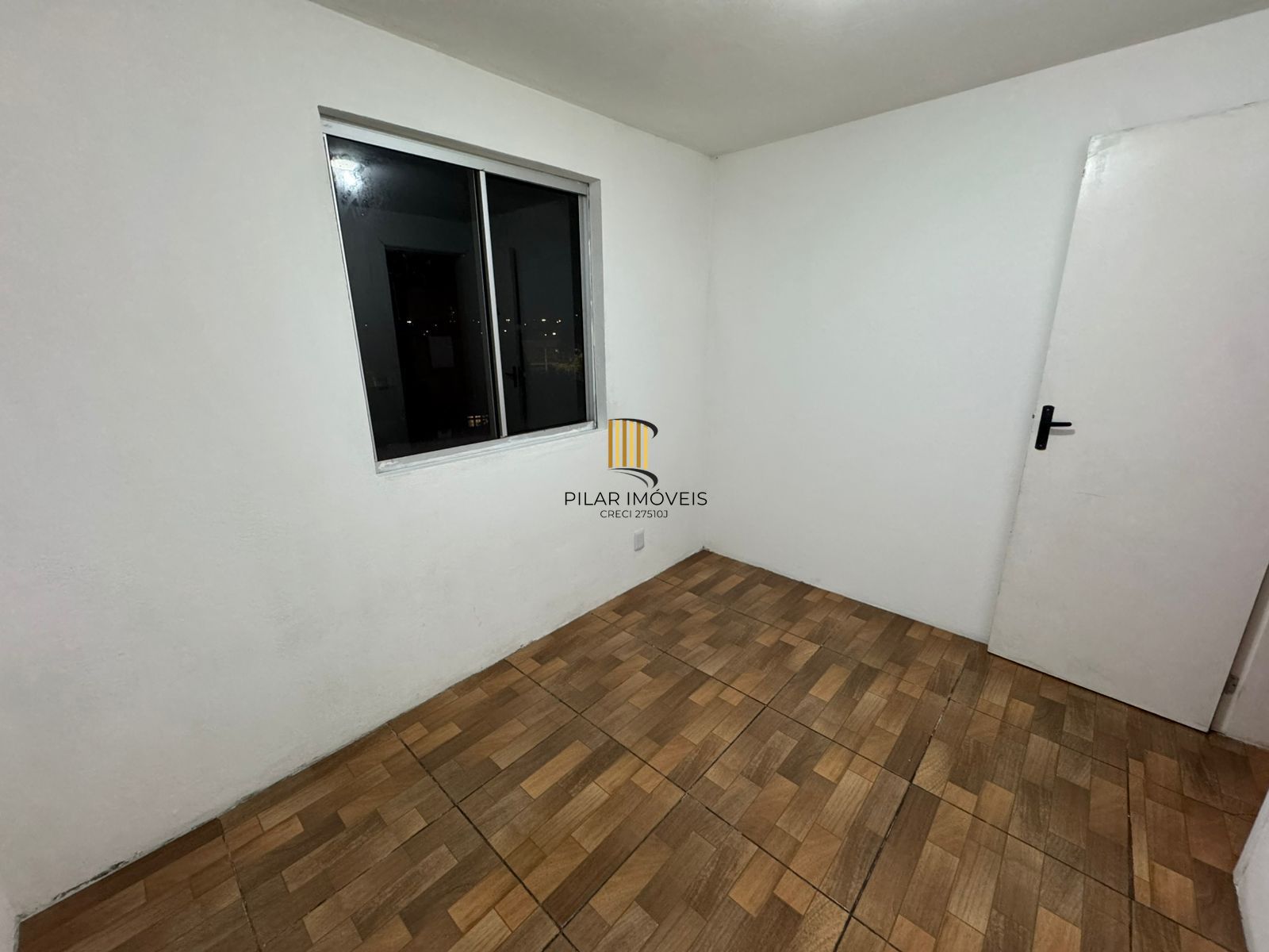 Apartamento com 02 quartos no Bairro Parque Santa Fé