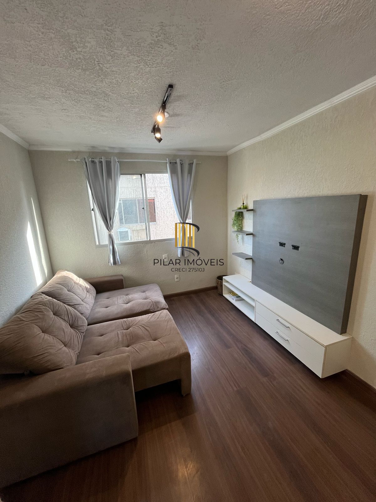 Apartamento com 02 quartos e 01 vaga no Bairro Sarandi - Pilar Imóveis