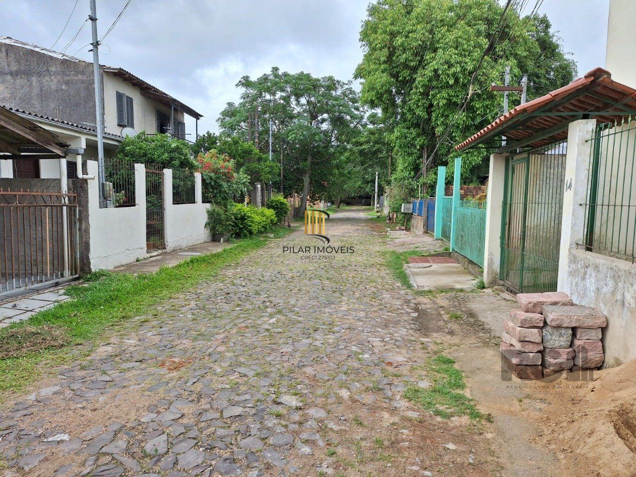 Casa 2 dormitórios no bairro Ponta Grossa