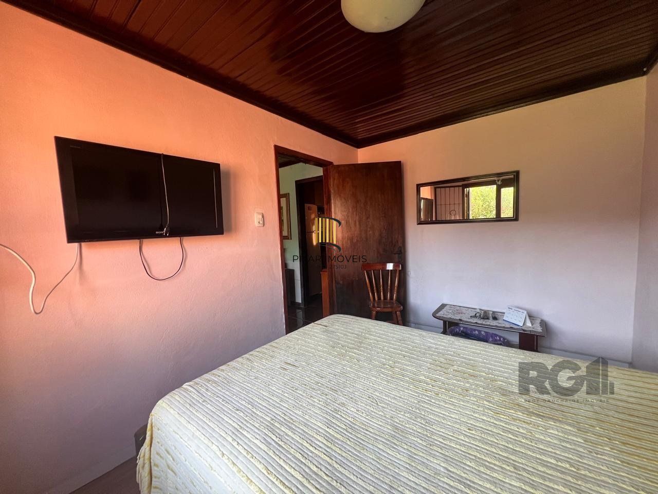 Casa 2 dormitórios no bairro Campo Novo