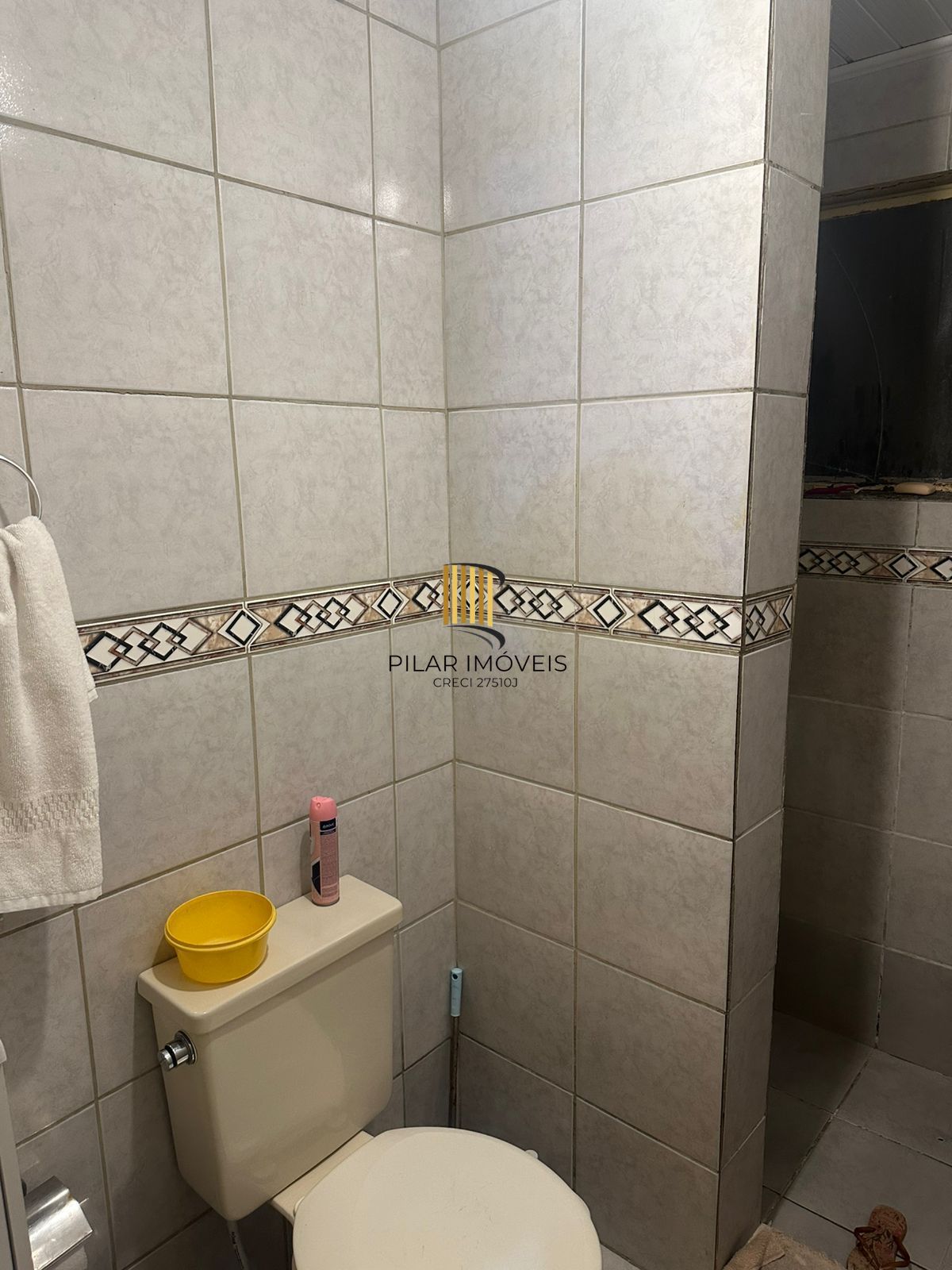 Apartamento com 02 quartos no Bairro Humaitá