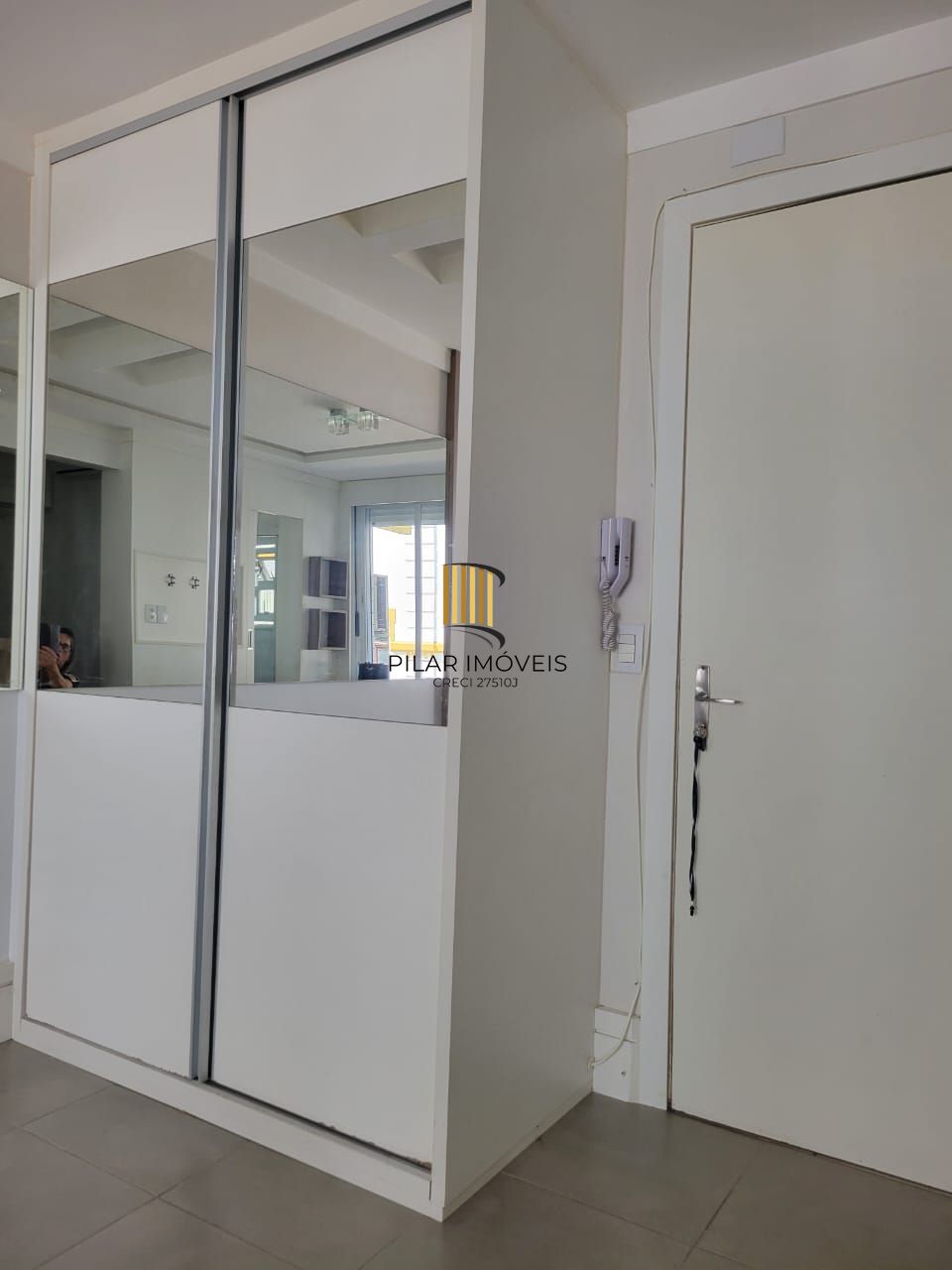 Loft mobiliado a venda no centro Histórico, próximo ao Gasômetro.