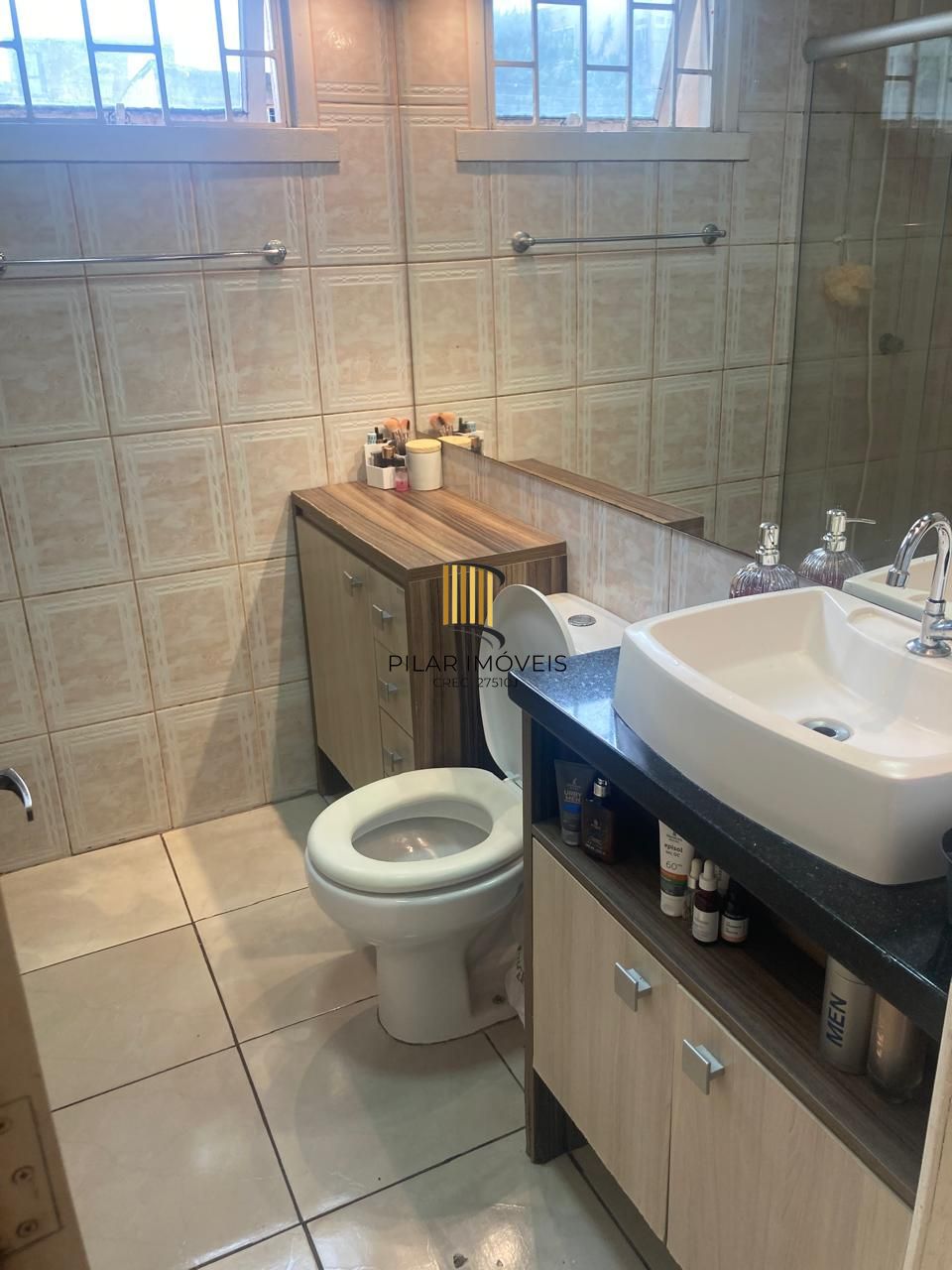 Apartamento com 02 quartos no Bairro Jardim do Salso
