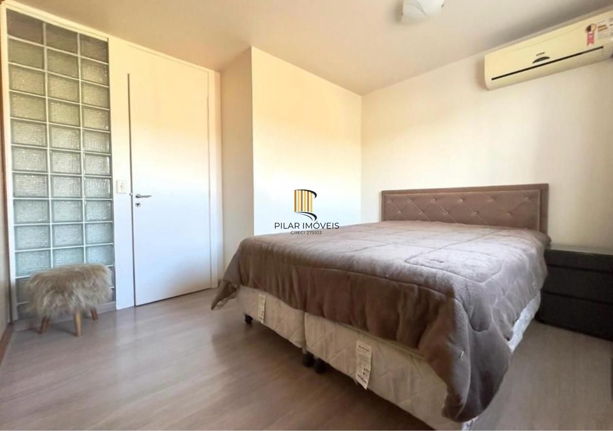 Casa em condominio , 2 dorm, 1 vaga, bairro Sarandi, condomínio Acapulco.