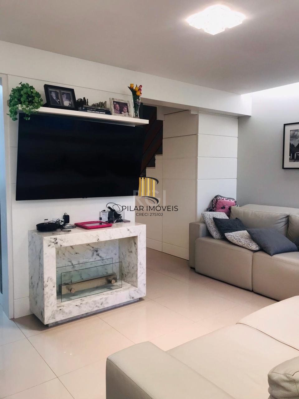 Casa Condominio para Venda - 209.56m², 4 dormitórios, sendo 2 suites, 2 vagas - Teresópolis, Porto Alegre