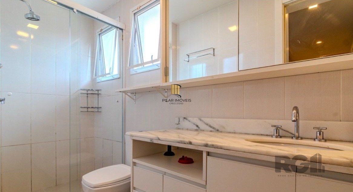Casa em Condomínio com 04 Quartos - 4 vagas, 200,36 m² de área privativa - LOMBA DO PINHEIRO