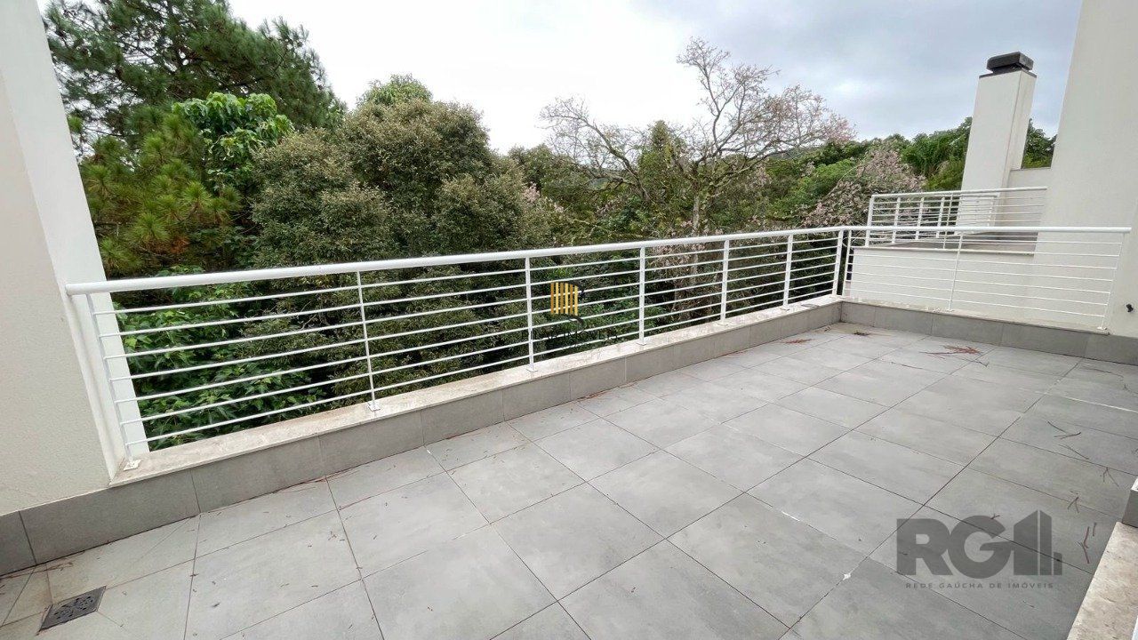 Casa Condominio 3 Dormitório(s) Bairro Pedra Redonda