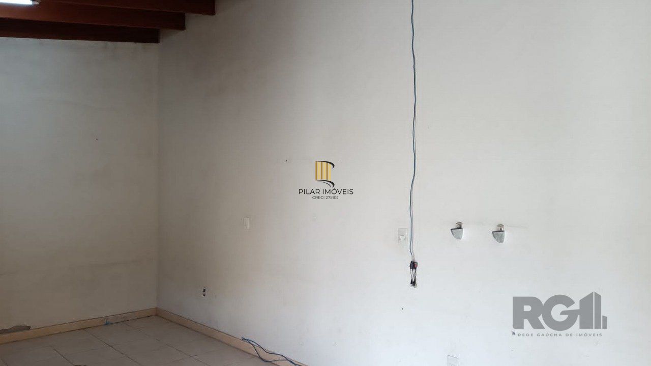 casa mista com 2 vagas na cavalhada Porto Alegre /RS