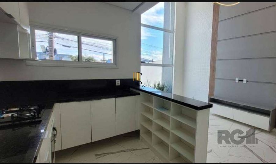Casa 3 dormitórios no bairro COHAB A