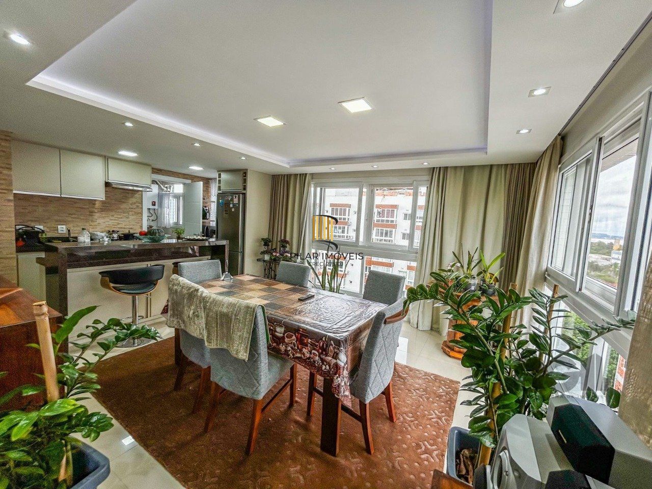Apartamento de 03 dormitórios na Tristeza Zona Sul de Porto Alegre
