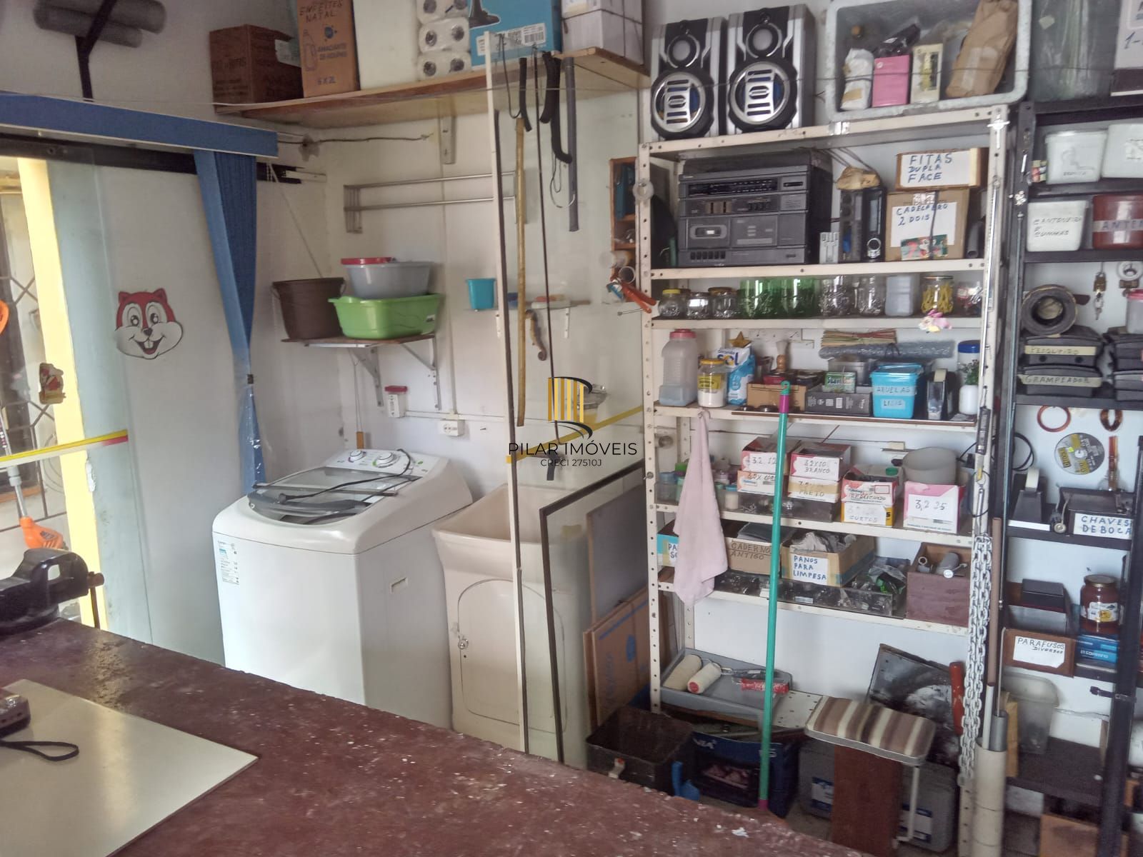 Casa com 3 dormitórios suíte , garagem para 3 carros !