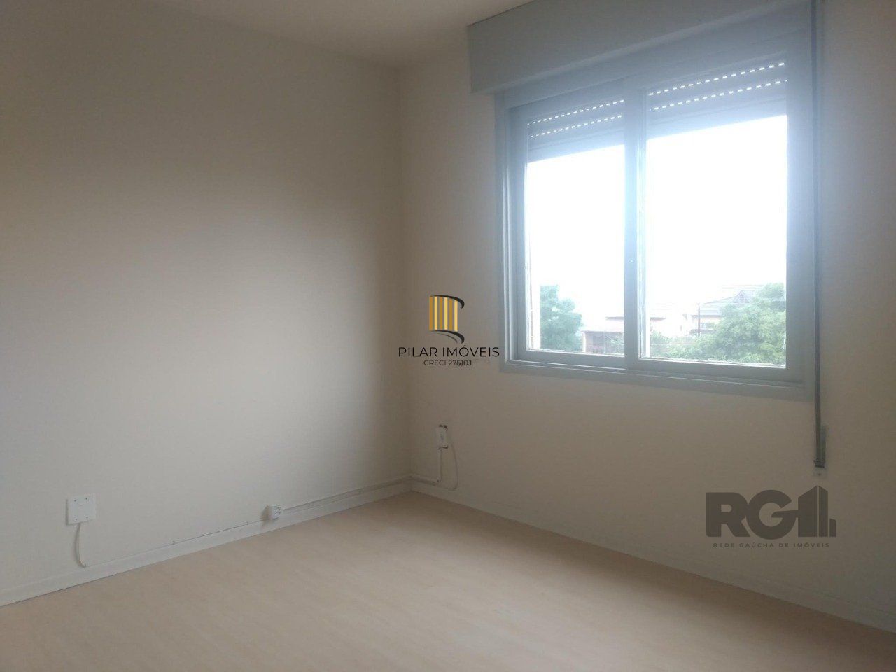 APARTAMENTO DE 2 DORMITORIOS REFORMADO BAIRRO SANTO ANTONIO - POA/RS