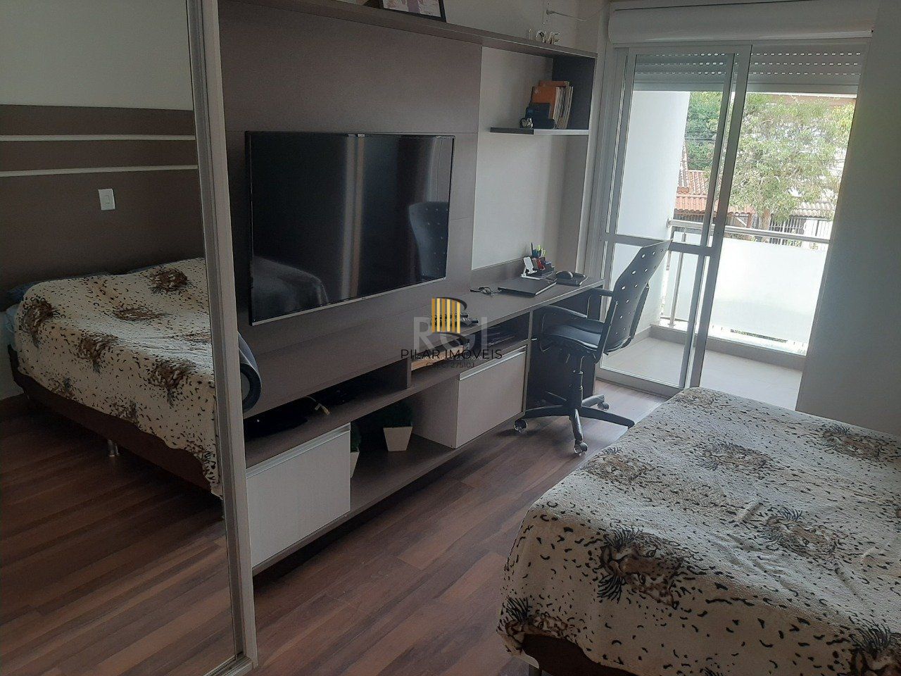 Casa com 2 quartos, 2 suítes, varanda, 1 vaga de garagem, no bairro Aberta dos Morros, Porto Alegre/RS