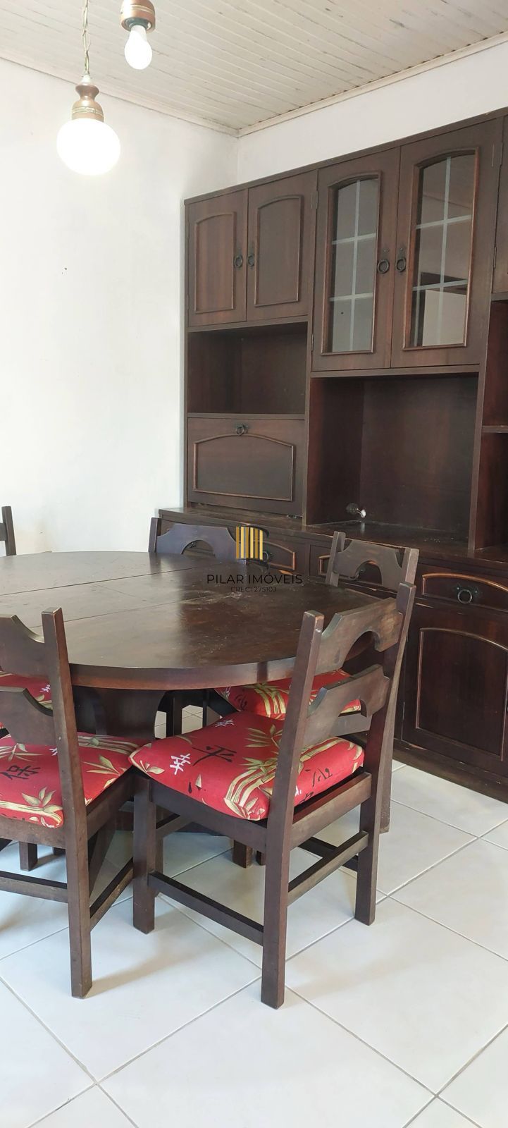 Casa Residencial à Venda em Porto Alegre, Rio Grande do Sul