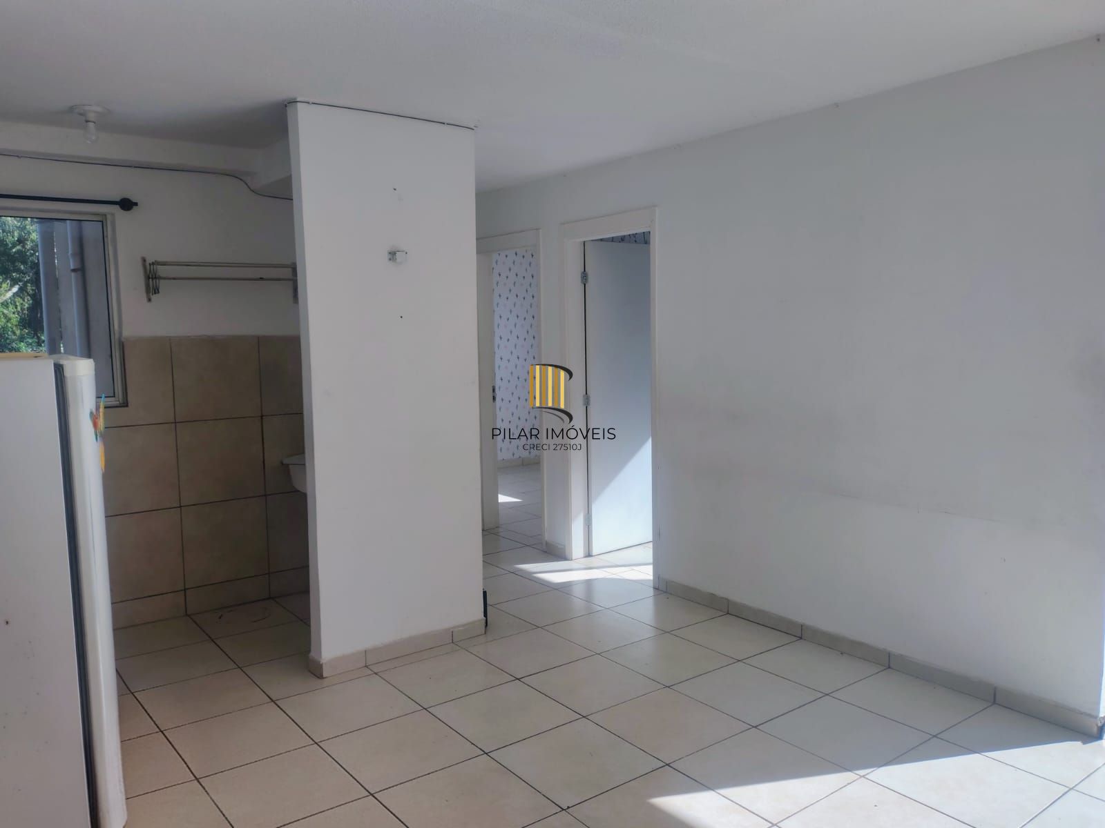Apartamento de 2 dormitórios , sacada ,salão de festas com churrasqueira , portaria virtual , 1 vaga de garagem rotativa !