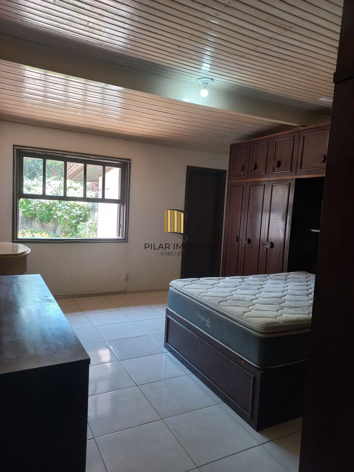 Casa Residencial à Venda em Porto Alegre, Rio Grande do Sul