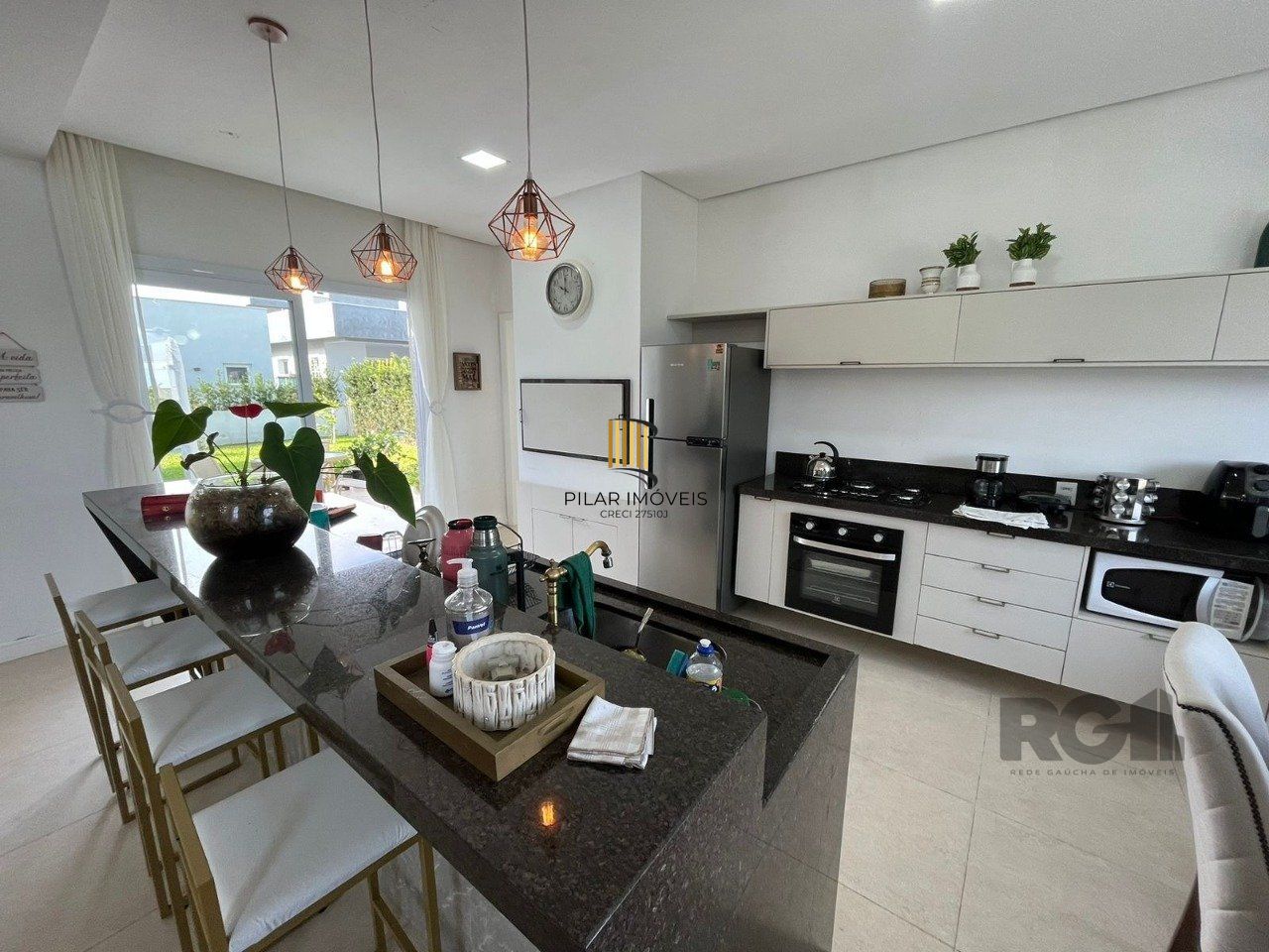LINDA CASA 3 QUARTOS À VENDA CONDOMÍNIO DUBAI CAPÃO DA CANOA