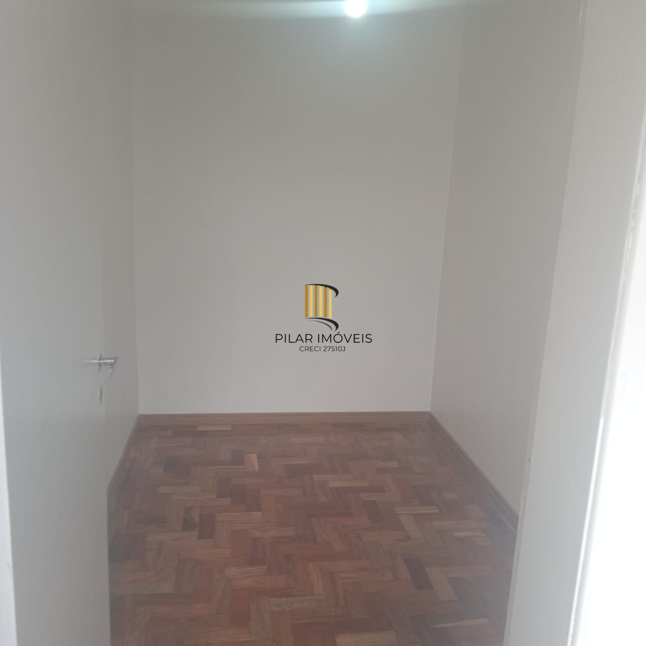 Apartamento com 02 Quartos e 02 Banheiros no Bairro Partenon em Porto Alegre