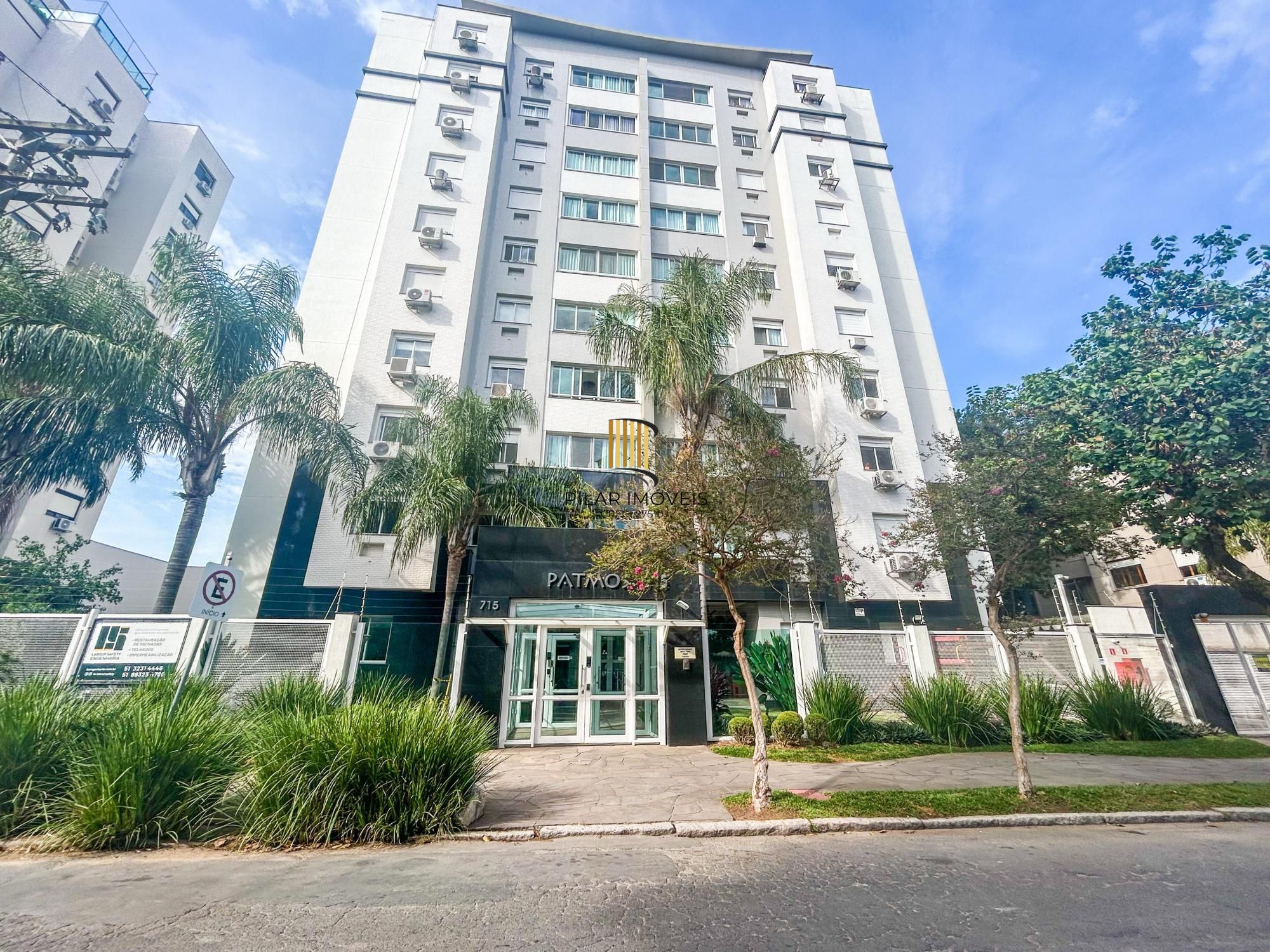 Apartamento de 02 dormitórios no Bairro Tristeza em Porto Alegre/RS