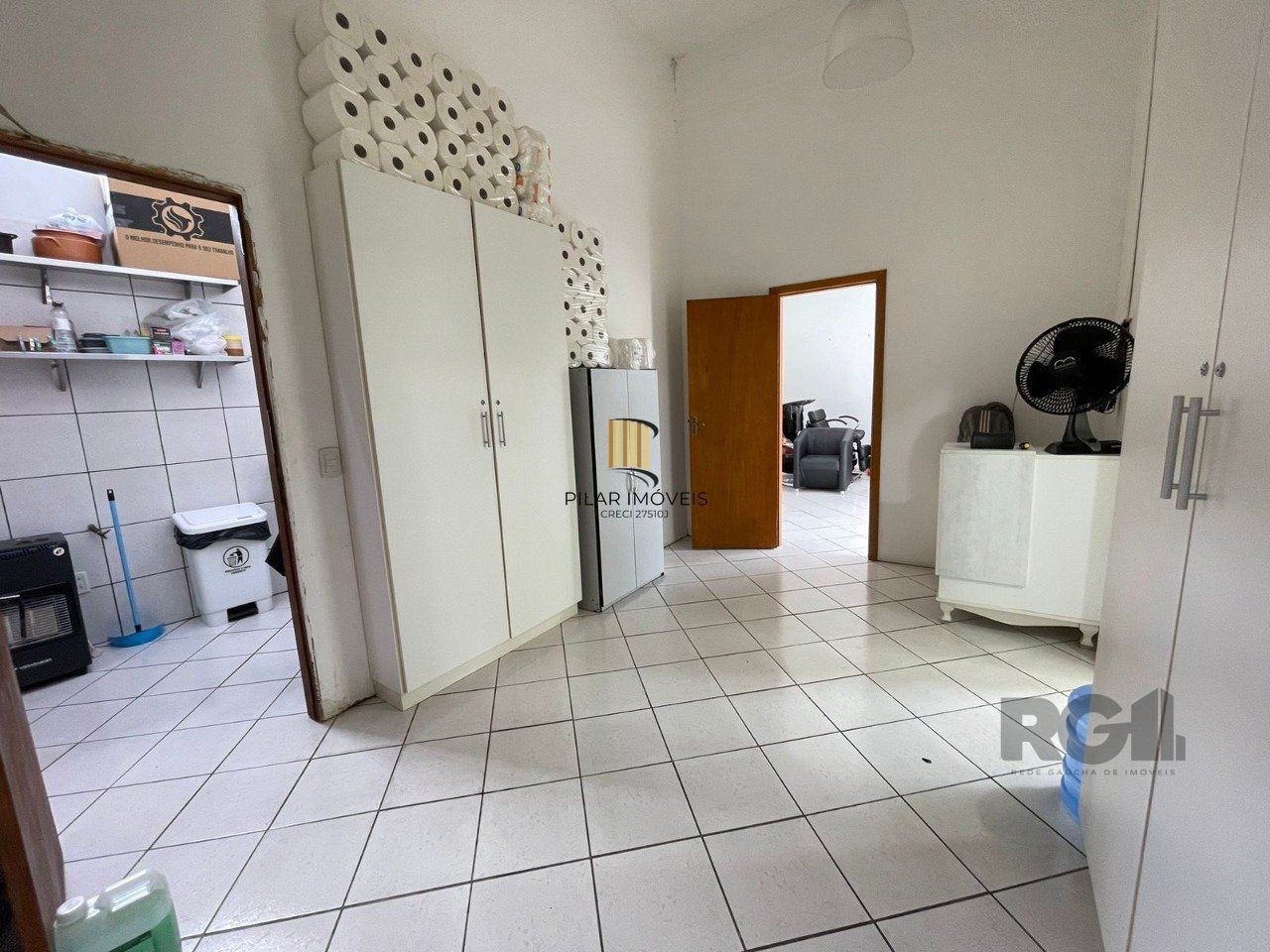 Prédio comercial 225m², com 5 lojas individuais, pé direito alto - ótima localização na Vila Conceição.