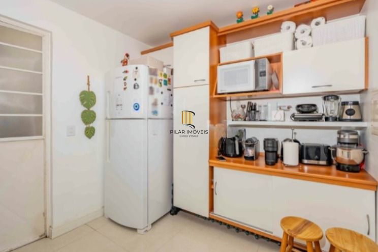 Casa em condomínio 3 dormitórios