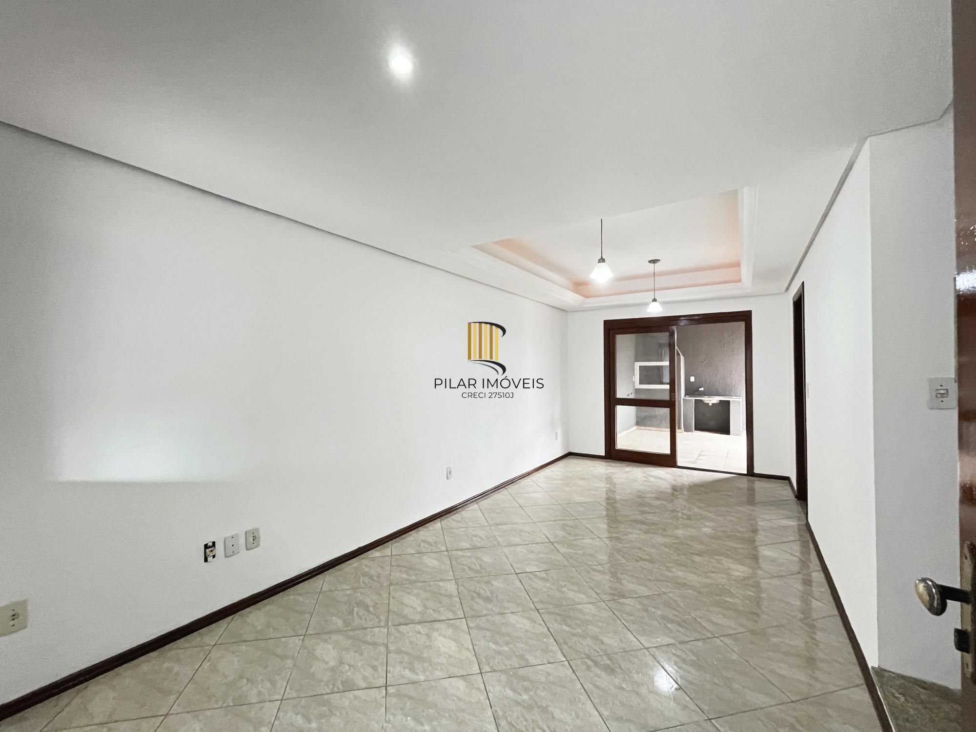 CASA 3 DORMITÓRIOS, SUÍTE, BAIRRO HIPICA, JARDINS DO PRADO EM PORTO ALEGRE-RS