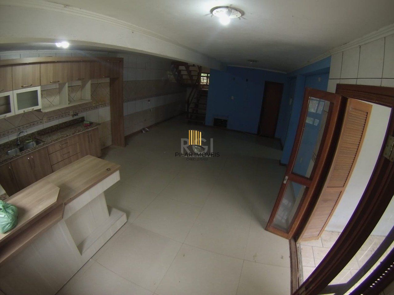 Casa 5 dormitórios no bairro Ponta Grossa