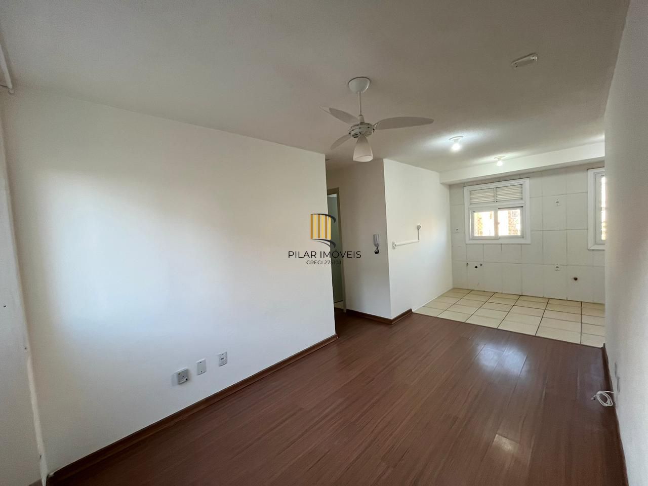 Apartamento com 02 quartos e 01 vaga no Bairro Restinga em Porto Alegre