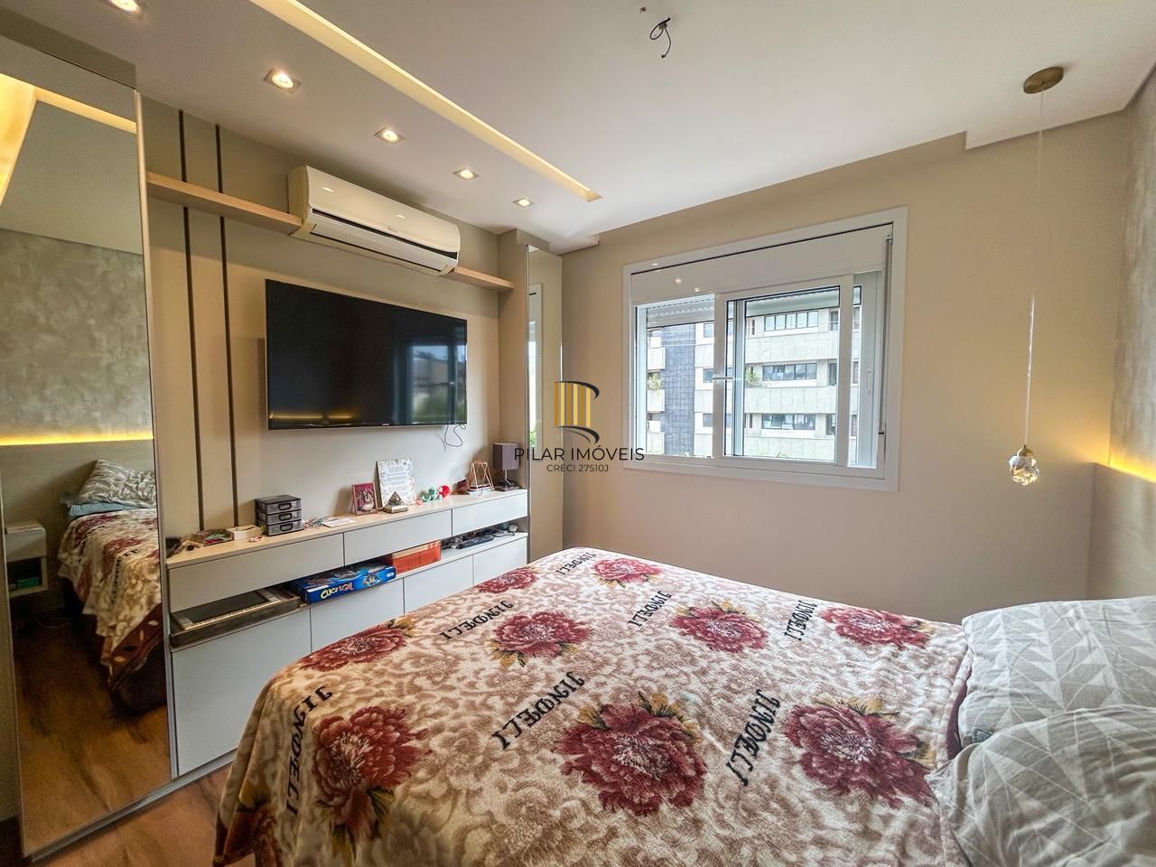 Impecável apartamento 03 dormitórios, 01 suíte - 87m² privativos, condomínio completa infra no Bairro Santa Tereza - Vaga dupla coberta.