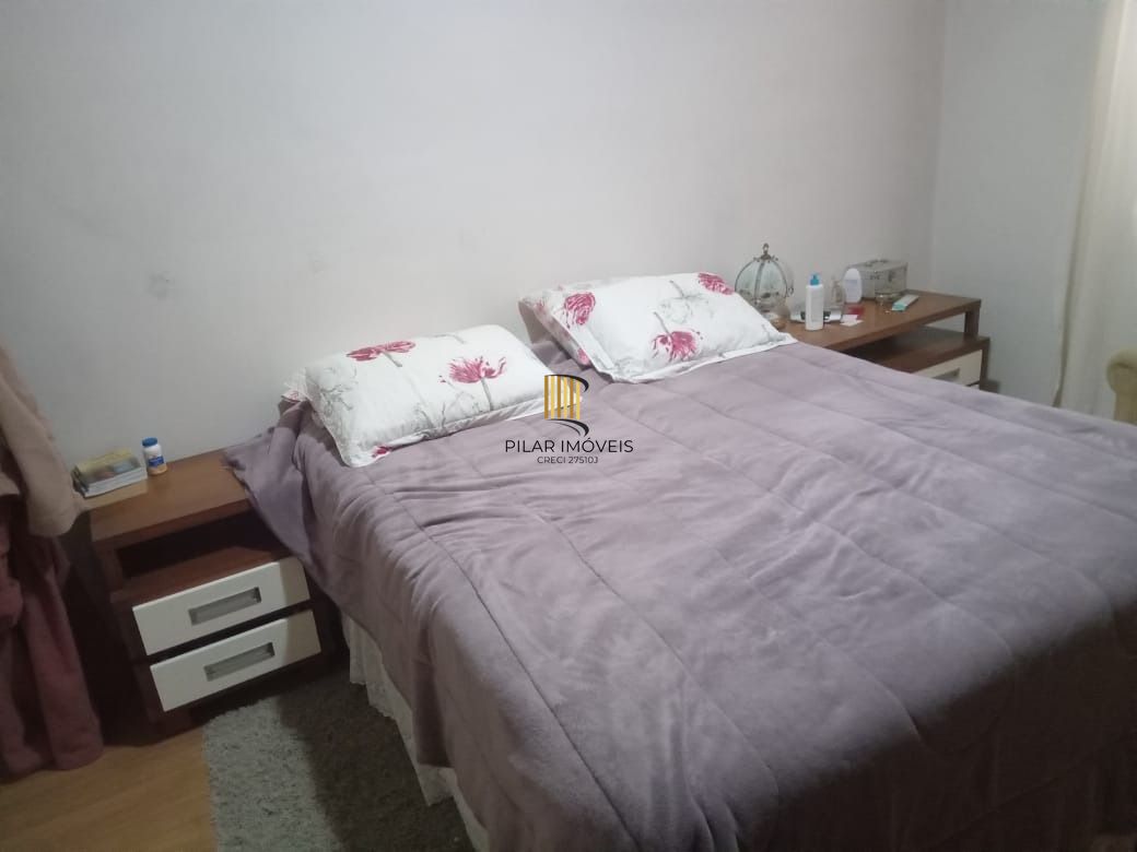 Casa sobrado  Comercial e Residencial de 4 dormitórios e 6 banheiros e 5 vagas de garagem