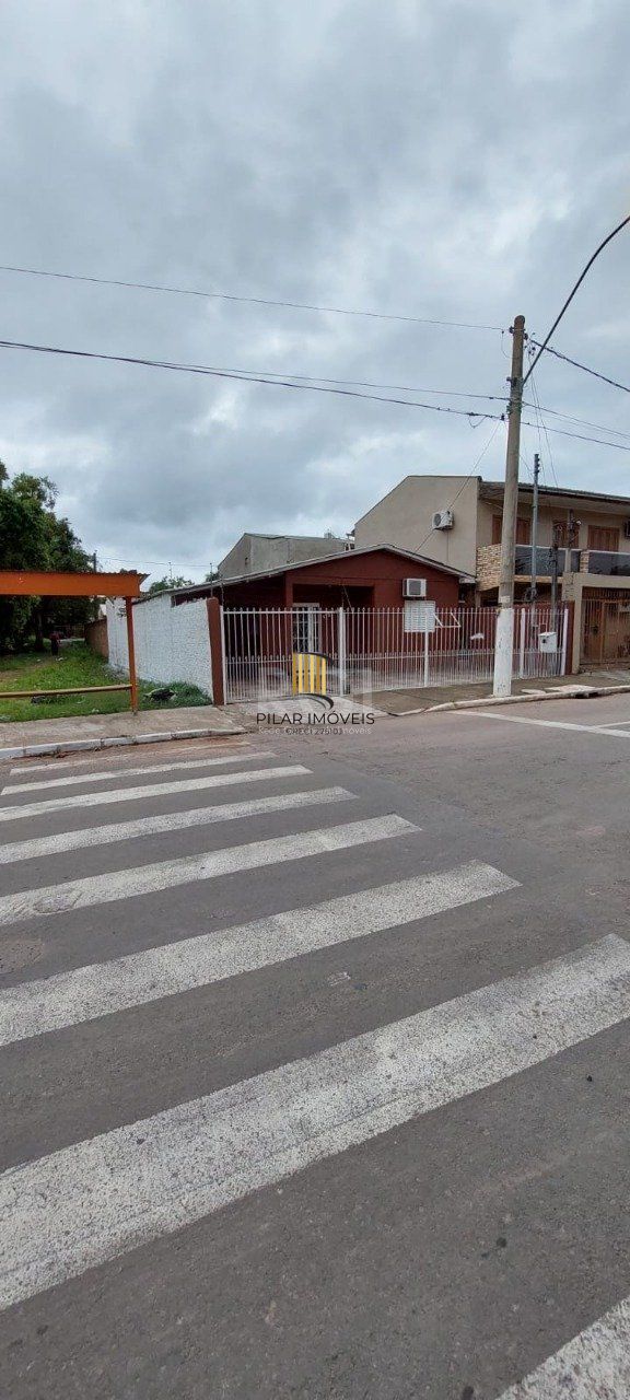Casa para Venda - 78m², 2 quartos, 2 vagas - Santo Inácio, Esteio