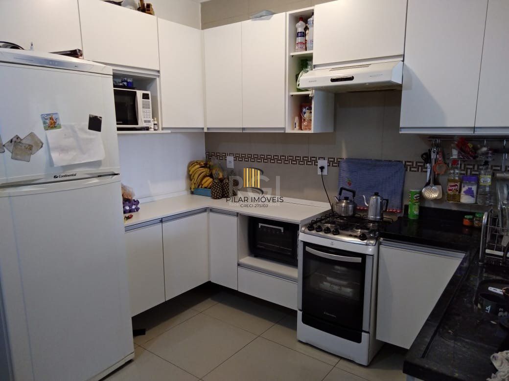 Casa para Venda - 100.45m², 4 dormitórios, sendo 2 suites, Guarujá, Porto Alegre