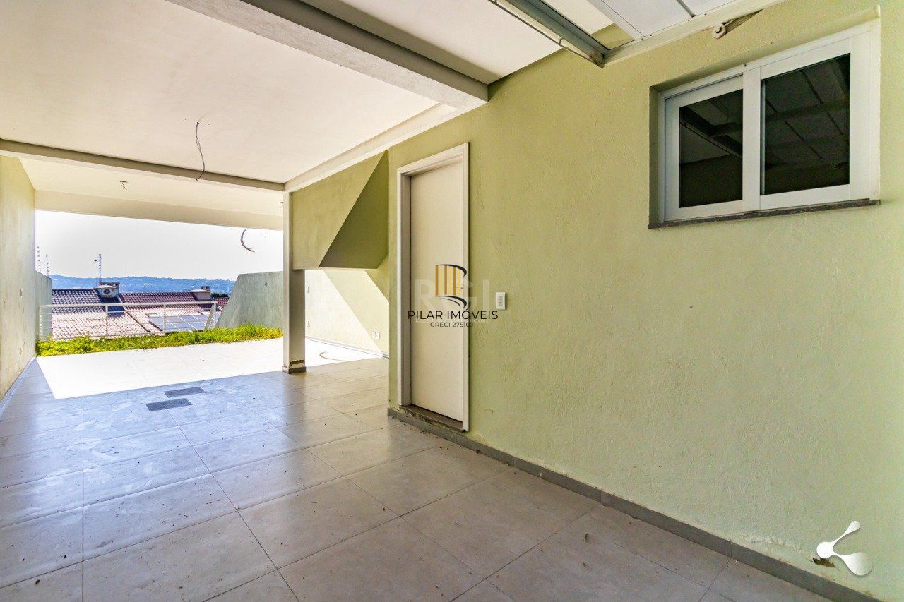 Casa 3 dormitórios no bairro Espírito Santo