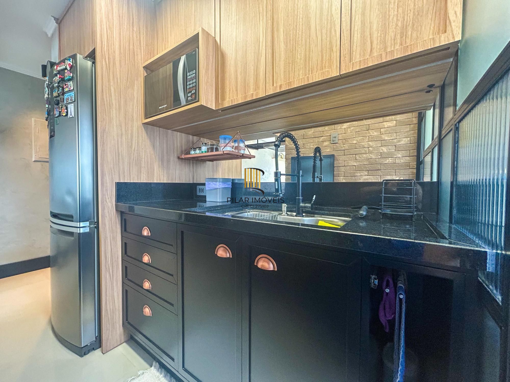 Excelente Apartamento 3 dormitórios, 2 vagas, condomínio Plaza Cristal