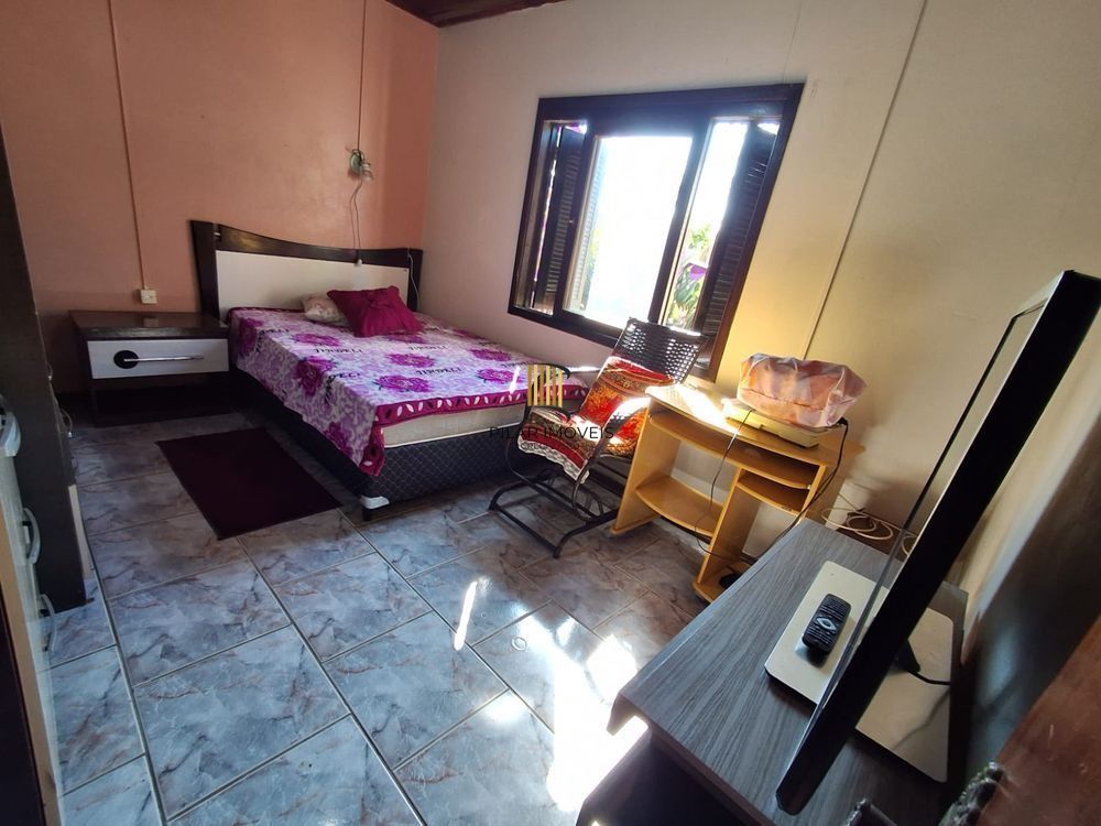 Oportunidade Única em Nova Tramandaí – Casa com 2 Dormitórios + 2 Kitnets nos Fundos!